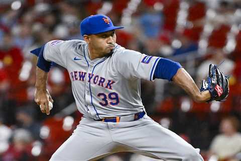 Mets demote reliever as Edwin Diaz makes injury return