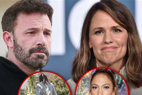 Ben Affleck Spends Father's Day with Ex-Wife Jennifer Garner, Not J Lo