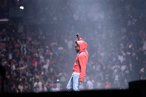 Kendrick Channeled 2Pac as He Assumed the Throne at His Pop Out Concert