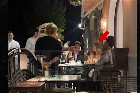 Jennifer Lopez Enjoys Dinner in Italy Without Ben Affleck