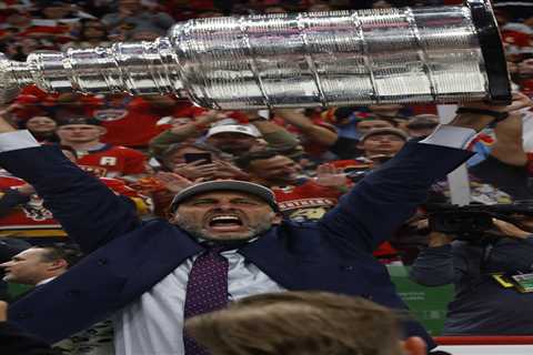 Roberto Luongo eats pasta out of the Stanley Cup in championship celebration