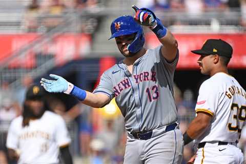 Luis Torrens plays hero in Mets’ win over Pirates to snap three-game skid