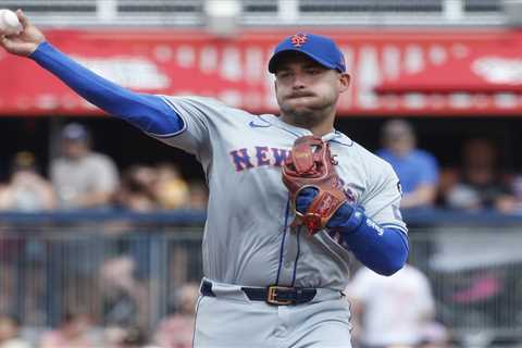 Mets’ Jose Iglesias gets last word in ninth-inning showdown with Pirates’ Aroldis Chapman