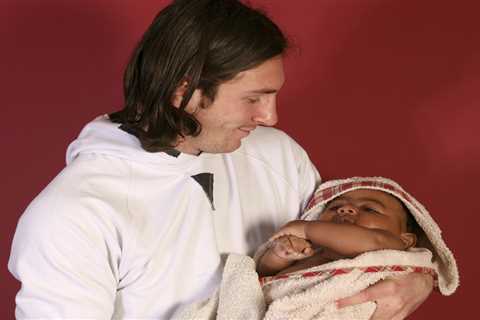 Photos of a young Lionel Messi with Lamine Yamal as a baby go viral nearly 17 years later
