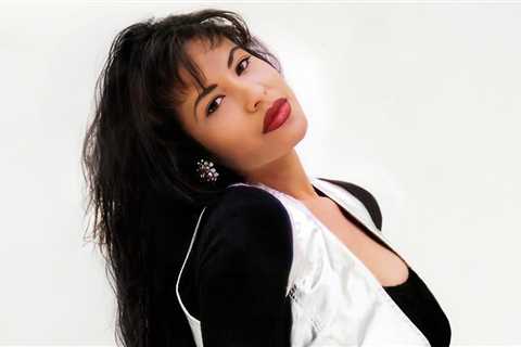 Selena’s Remastered Version of ‘Amor Prohibido’ Reigns on Vinyl Albums