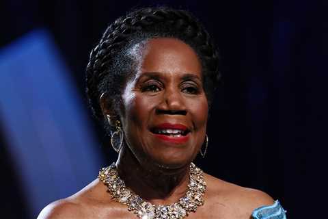 Longtime U.S. House Rep. Sheila Jackson Lee Dead at 74