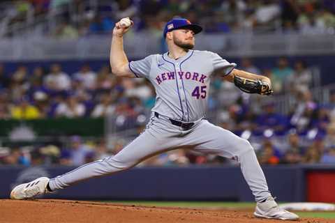 Mets put Christian Scott on IL with UCL sprain in worrying sign
