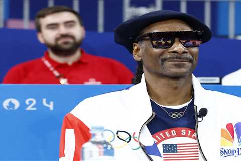 Snoop Dogg’s Olympics pin is the hottest souvenir of the Paris games