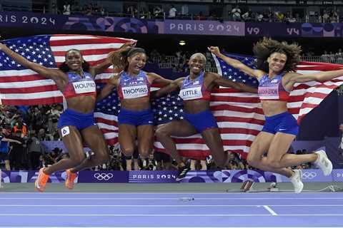 Sydney McLaughlin leads USA to dominant 4×400 Olympic gold, setting American record