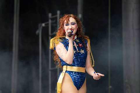 Watch Chappell Roan Scold VIP Section for Being ‘Too Cool’ to Do Her ‘Hot to Go!’ Dance