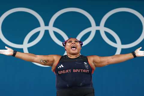 Weightlifting medalist Emily Campbell tears into Paris’ Olympic Village, sleeping arrangements:..