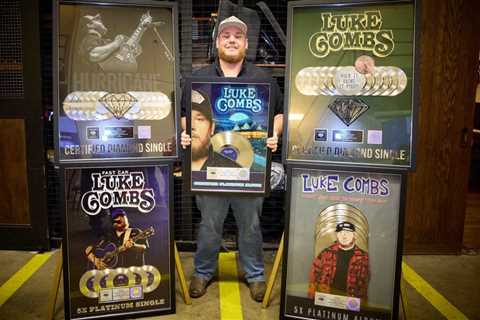 Luke Combs Becomes First Artist to Earn Three Diamond Country Singles Certified by RIAA