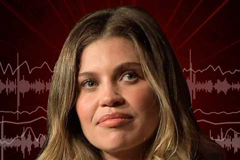 'Boy Meets World' Star Danielle Fishel Shares Breast Cancer Diagnosis