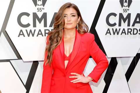 Tenille Townes Leaves Sony Nashville after Nearly 7 Years