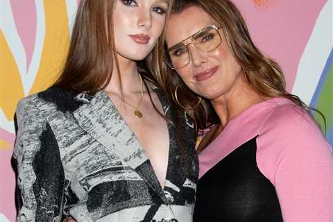 Brooke Shields Cries After Dropping Off Daughter Grier at College