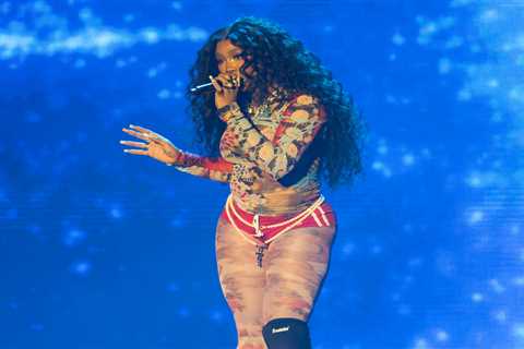 SZA Gets a DM From a Fan Asking for Help With Math Homework: Here’s How She Responded
