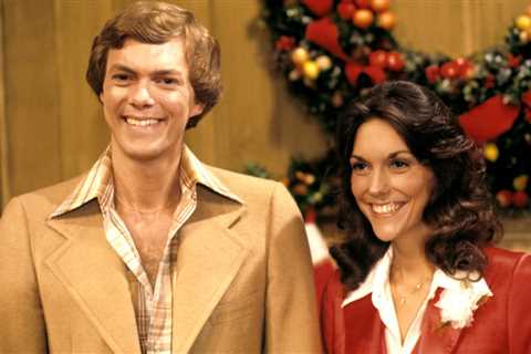 The Carpenters’ ‘Christmas Once More’ Collection Will Be Released This Holiday Season