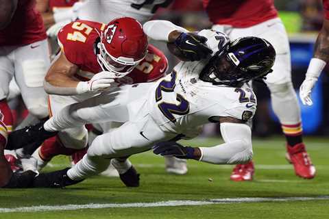Week 2 NFL player props, picks, odds: Derrick Henry, Brock Purdy