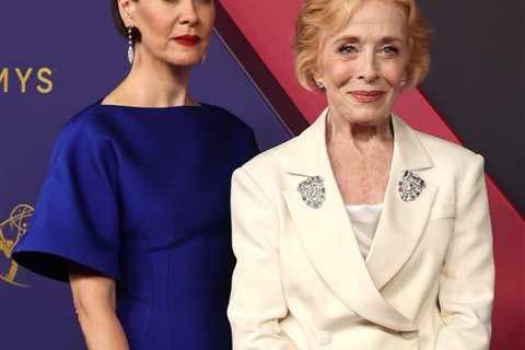 Sarah Paulson Called Holland Taylor Her “Absolute Rock” & We’re Not OK