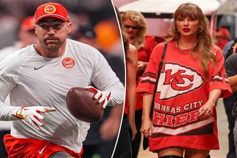 Taylor Swift appears to miss boyfriend Travis Kelce, Chiefs’ ‘SNF’ clash versus Falcons