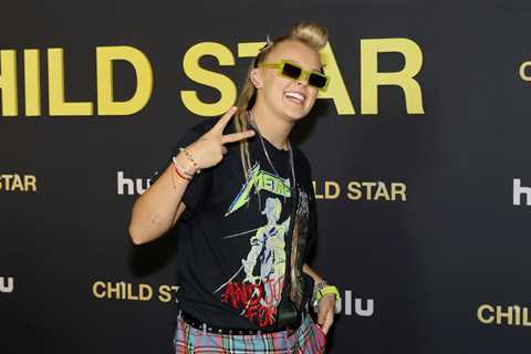 JoJo Siwa Isn’t Interested In Getting You to Like Her: ‘Any Attention Is Attention’