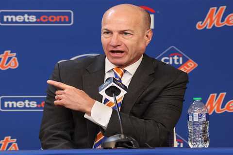 Gary Cohen, Howie Rose deliver electric calls as Mets clinch postseason berth with wild win over..