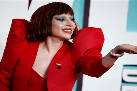 Lady Gaga Brings Harley Quinn to Life with ‘Happy Mistake’ Performance on ‘Kimmel’