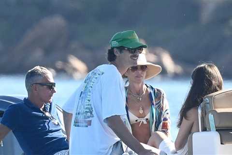 Jacob Elordi Hangs With Olivia Jade's Parents On Yacht, Squeezes His Scrotum