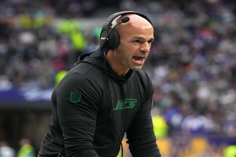Robert Saleh shockingly fired by Jets five games into season