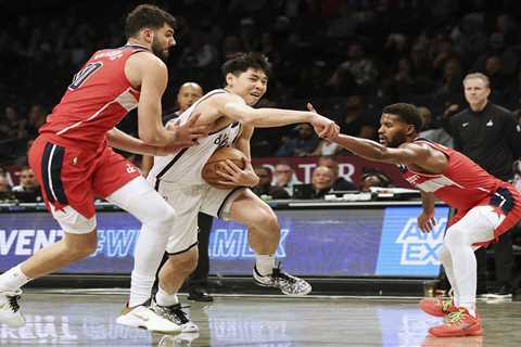 Nets bench erupts after Cui Yongxi 3-pointer: ‘Everybody was lit’