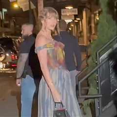 Taylor Swift and Zoë Kravitz Have a Long Dinner in New York