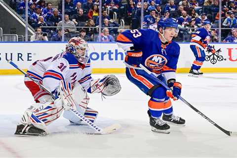 How to watch first Rangers vs. Islanders game of the season for free