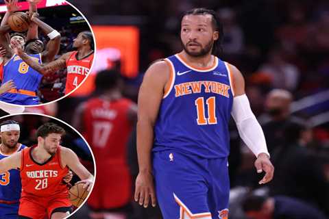 Jalen Brunson falters late as Knicks fail first late-game test in loss to Rockets