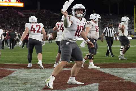 2025 CFP prediction, odds: Washington State an intriguing long shot