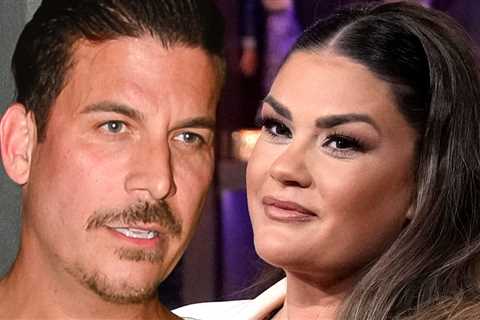 Jax Taylor Claims Brittany Cartwright Still Asks Him to 'Hook Up'