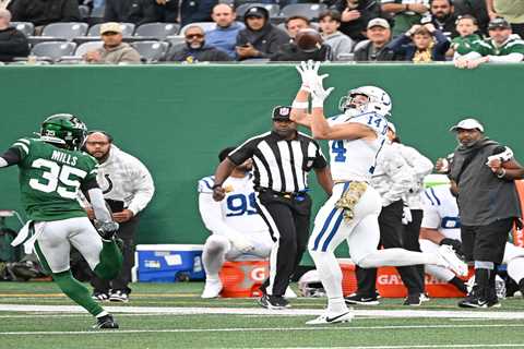Jalen Mills, Sauce Gardner refuse to ‘point finger’ over costly miscommunication in Jets loss