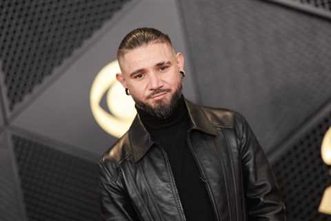 Skrillex Teases New Music, Reflects on His ‘Final Project for Atlantic Records’ & Recalls Meeting..