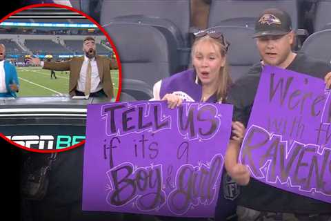 Jason Kelce, ESPN Crew Do Gender Reveal For Fans Ahead Of 'Monday Night Football'