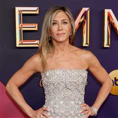 Christmas Celebrations: A Glimpse with Jennifer Aniston