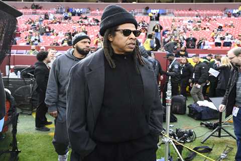 Jay-Z’s relationship with NFL ‘not changing,’ Roger Goodell declares as rapper faces rape..