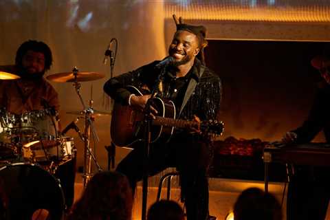 Shaboozey Slows Things Down With ‘Highway’ Performance at 2024 BBMAs Presented by Marriott..