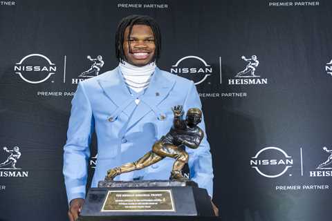 Travis Hunter wins Heisman Trophy as rare two-way star