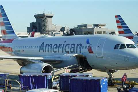 American Airlines Flights Grounded on Christmas Eve: Why?