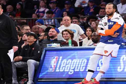 Jalen Brunson was not on floor during key stretch in Knicks’ win over Spurs