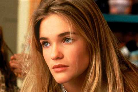 Stacey McGill in 'The Baby-Sitters Club' 'Memba Her?!