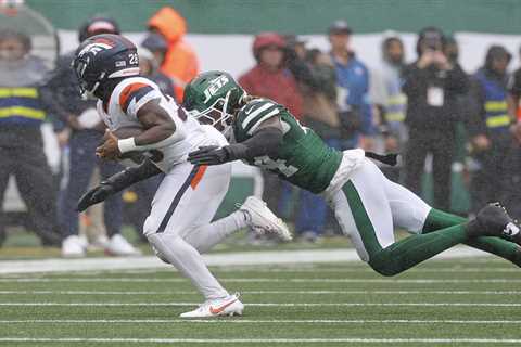 Jamien Sherwood’s unexpected breakout leaving Jets with difficult offseason decision