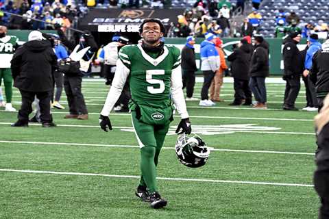 Jets’ lost season another blow to suffering fans under Woody Johnson
