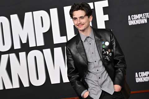 Timothée Chalamet to Pull Double Duty on ‘Saturday Night Live’ as Host & Musical Guest