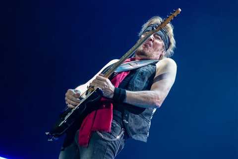 Iron Maiden's Adrian Smith Loses Home in Los Angeles Wildfires