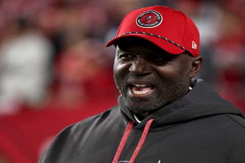 Todd Bowles had bizarre timeout strategy in Buccaneers’ playoff bust